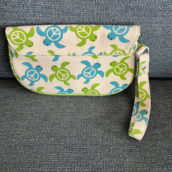 bungalow 360 wristlet/clutch - Picture 5 of 5